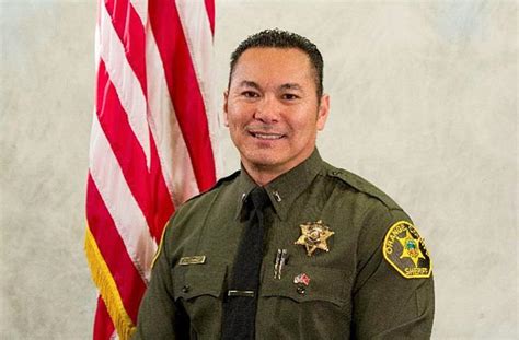 O c sheriff - Sep 7, 2023 · Sanders' new 424-page court filing alleges that Baytieh and several current and former O.C. sheriff’s deputies tried to cover up the illegalities and, in Baytieh's case, lied to federal ...